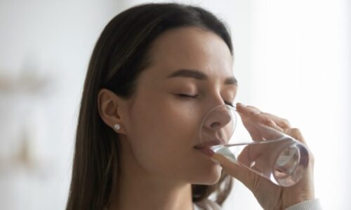 How do I know if I am drinking enough water?
