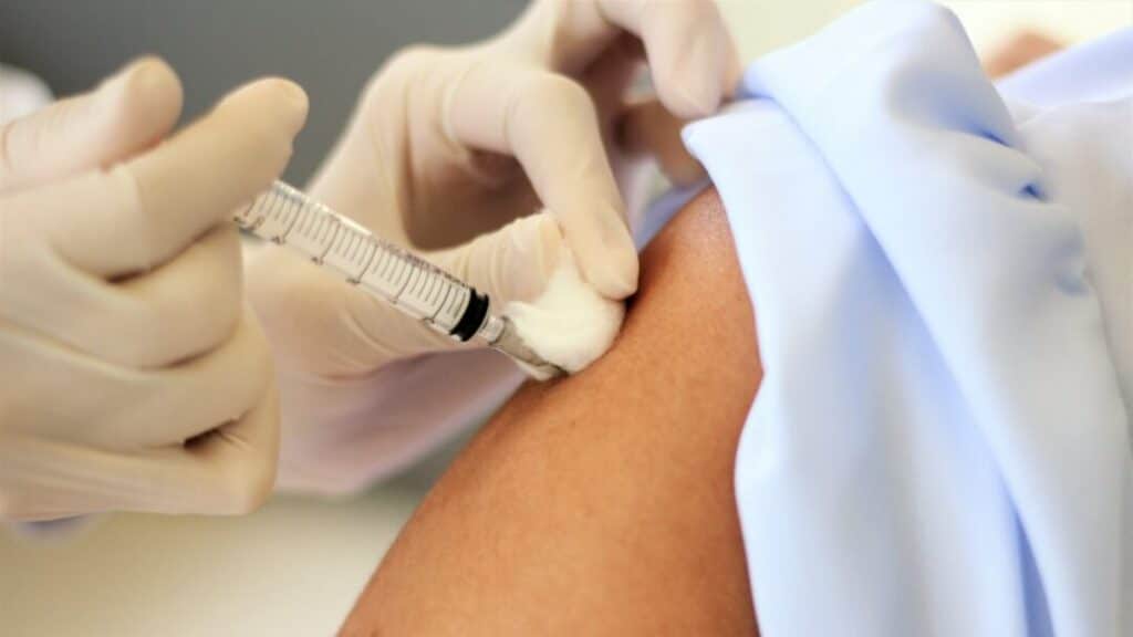 When is the right time to get a flu shot?