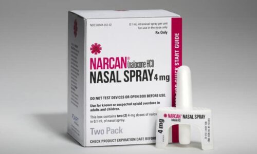 Living Minute | How Narcan Saves Lives After Opioid Overdoses