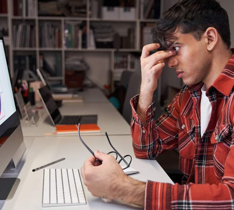 How to Avoid Eye Strain While Working From Home