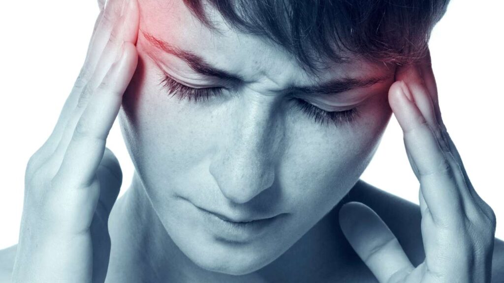 New Ways to Treat Migraine Headaches | Living Minute