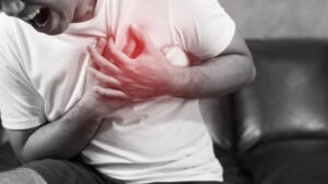When to Worry About Chest Discomfort